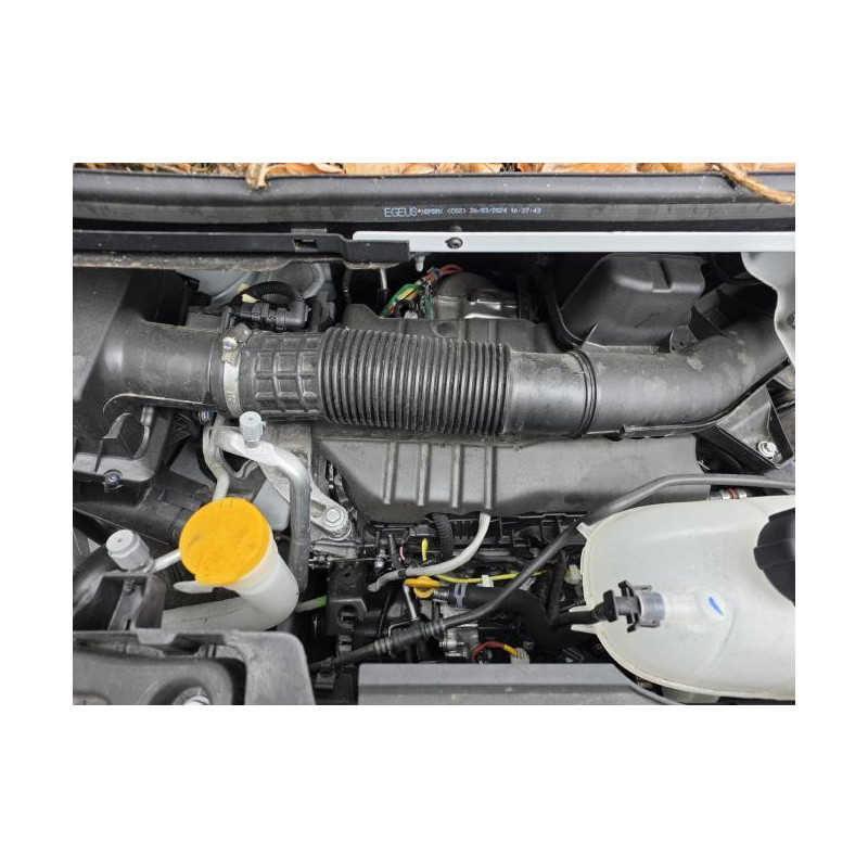 Crosse arriere gauche RENAULT TRAFIC 3 COURT PHASE 2 d’occasion