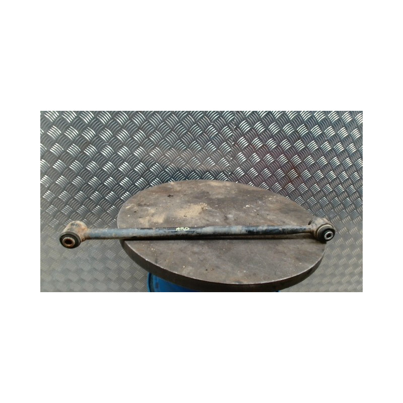 Bras de suspension arriere droit TOYOTA RAV4 2 PHASE 2 d’occasion
