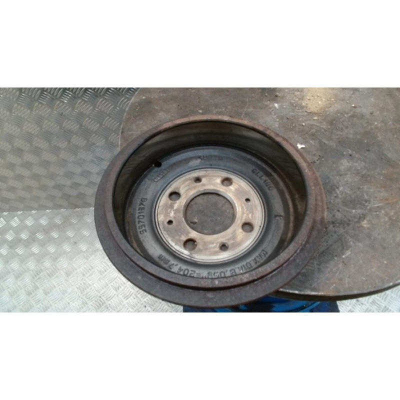 Tambour arriere droit FIAT GRANDE PUNTO d’occasion