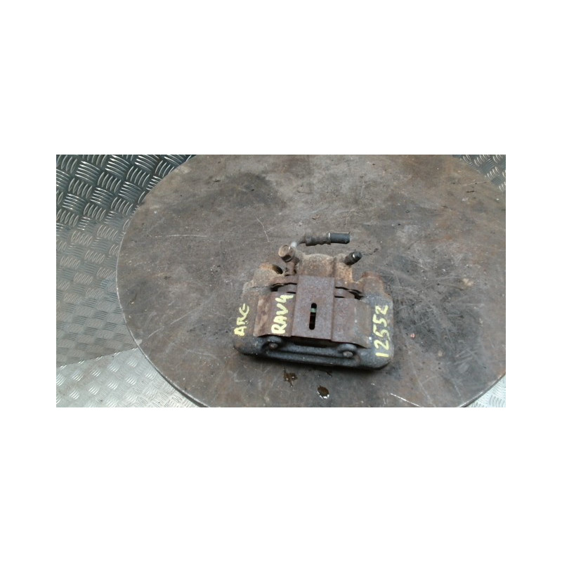 Etrier arriere gauche (freinage) TOYOTA RAV4 2 PHASE 2 d’occasion