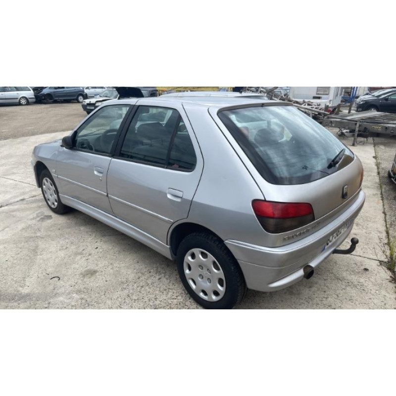Attelage (boule de remorquage) PEUGEOT 306 PHASE 2 d’occasion