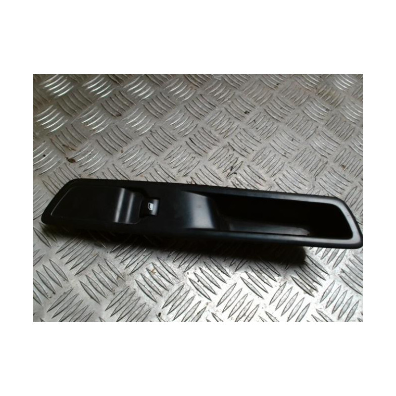 Interrupteur de leve vitre avant droit PEUGEOT EXPERT 3 PHASE 1 d’occasion