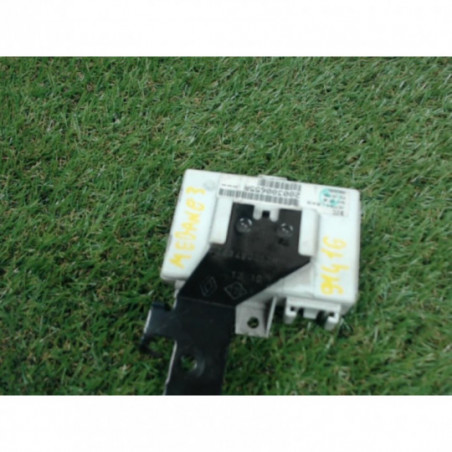 Module GPS  RENAULT MEGANE III PHASE 1 d’occasion