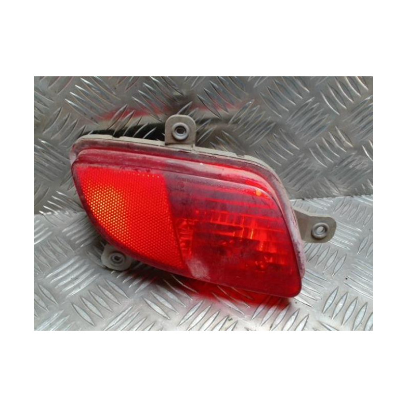 Anti brouillard arriere droit KIA VENGA PHASE 1 d’occasion