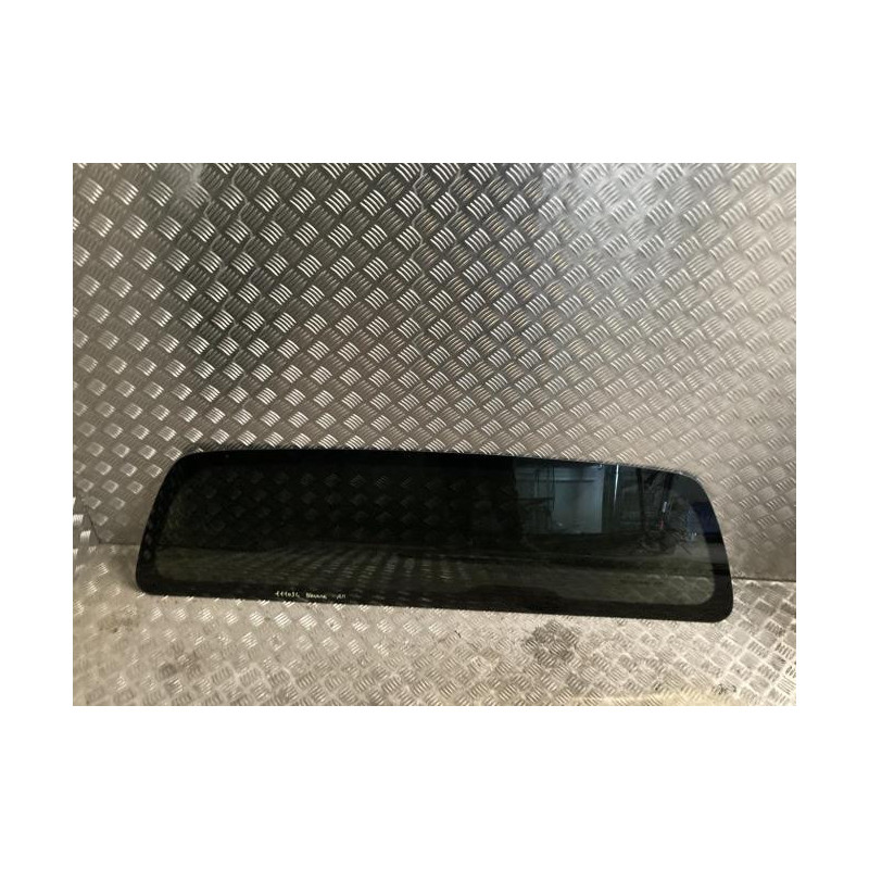 Lunette arriere NISSAN NAVARA 1 PHASE 1 d’occasion