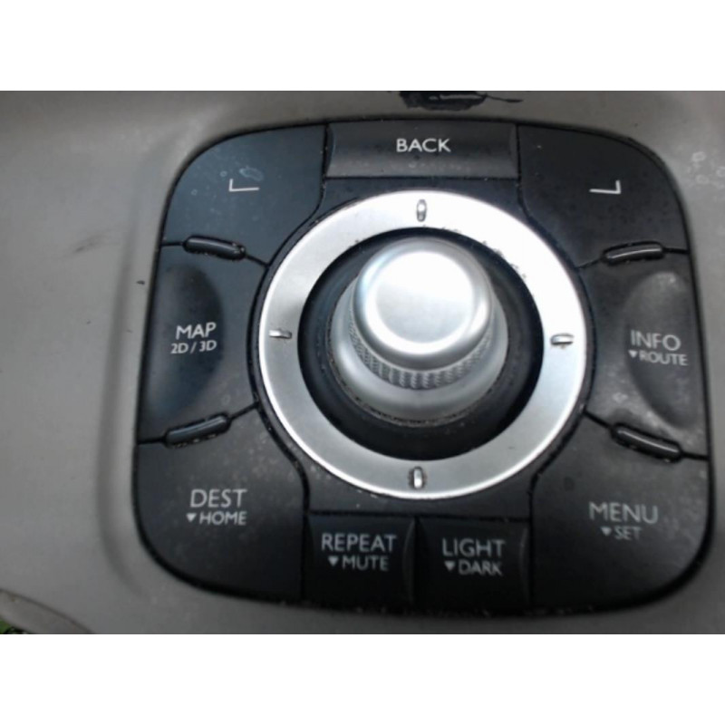 Console central (interieur plastique) RENAULT MEGANE III PHASE 1 d’occasion