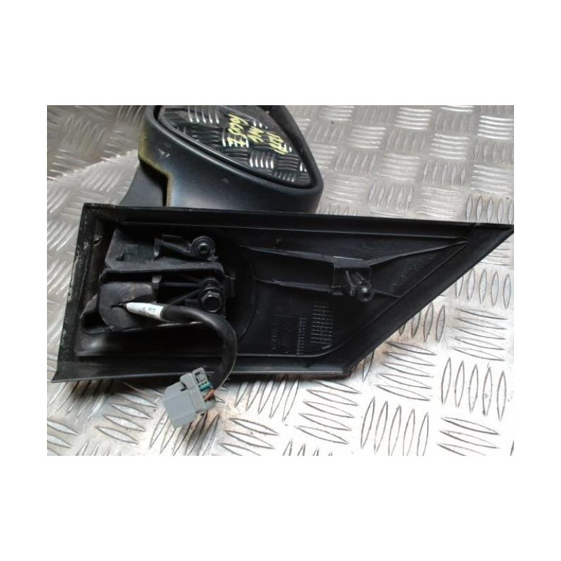 Retroviseur gauche FORD FOCUS 2 PHASE 1 d’occasion