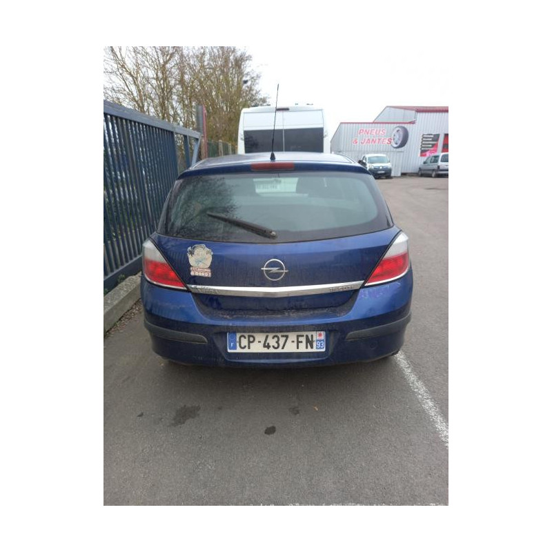 Optique avant principal gauche (feux)(phare) OPEL ASTRA H PHASE 1 d’occasion