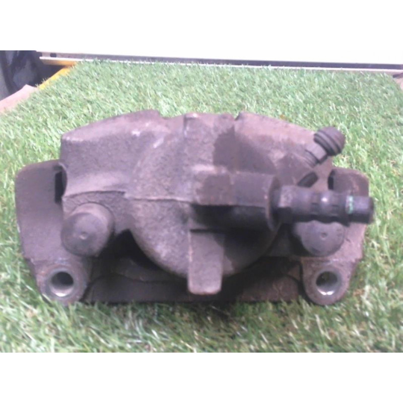 Etrier avant droit (freinage) RENAULT MEGANE II CC PHASE 2 d’occasion
