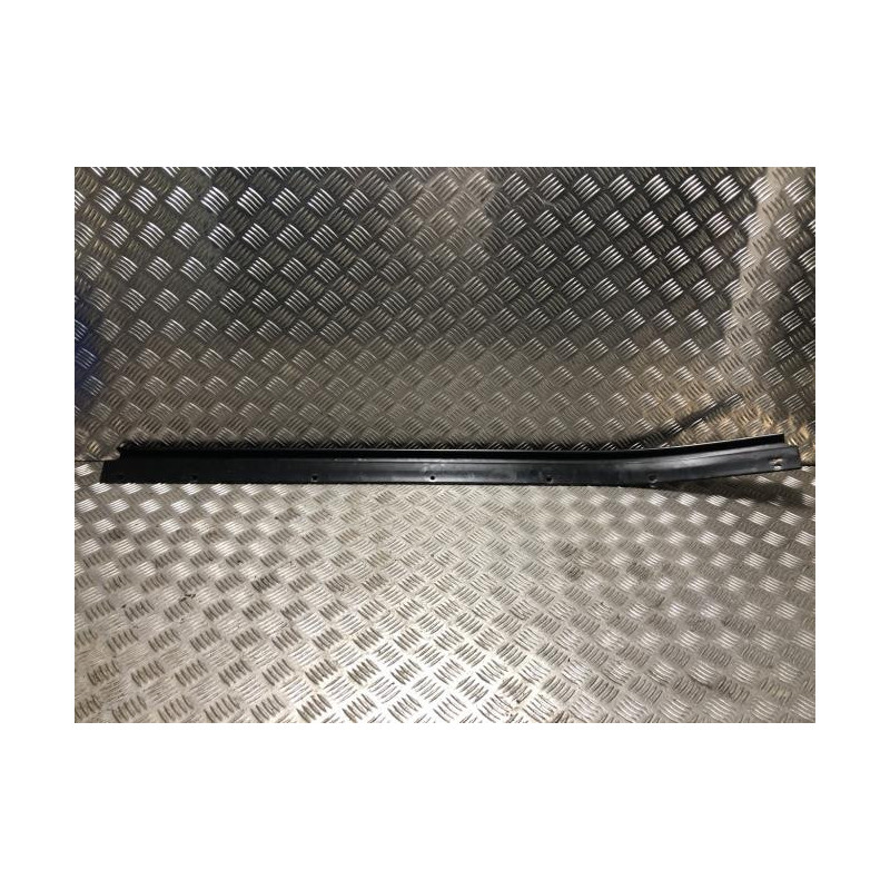 Rail de porte coulissante IVECO  d’occasion