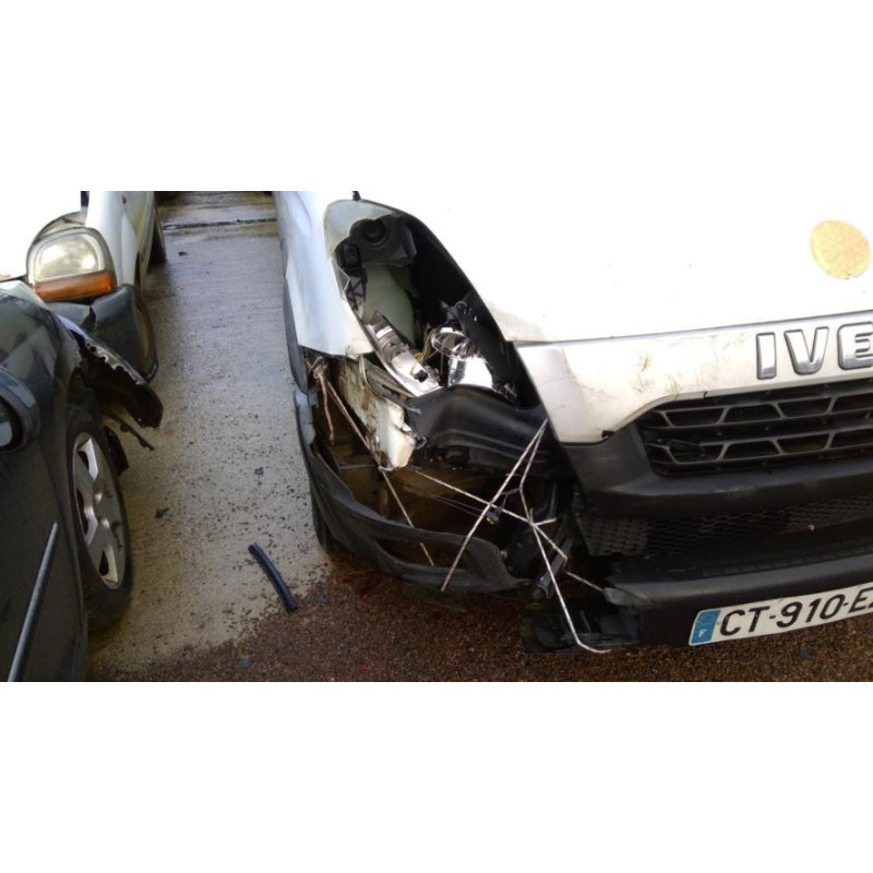 Rail de porte coulissante IVECO  d’occasion
