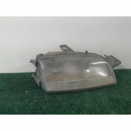 Optique avant principal droit (feux)(phare) FIAT  d’occasion