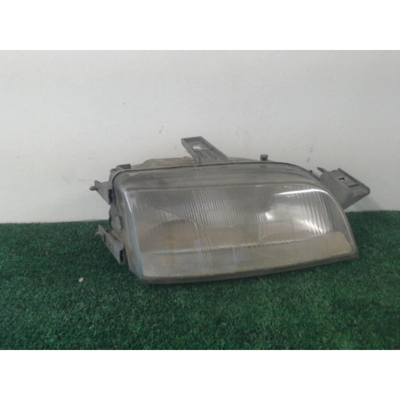 Optique avant principal droit (feux)(phare) FIAT  d’occasion