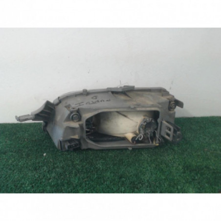 Optique avant principal droit (feux)(phare) FIAT  d’occasion