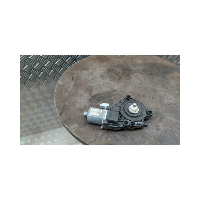 Moteur leve vitre arriere gauche KIA VENGA PHASE 1 d’occasion