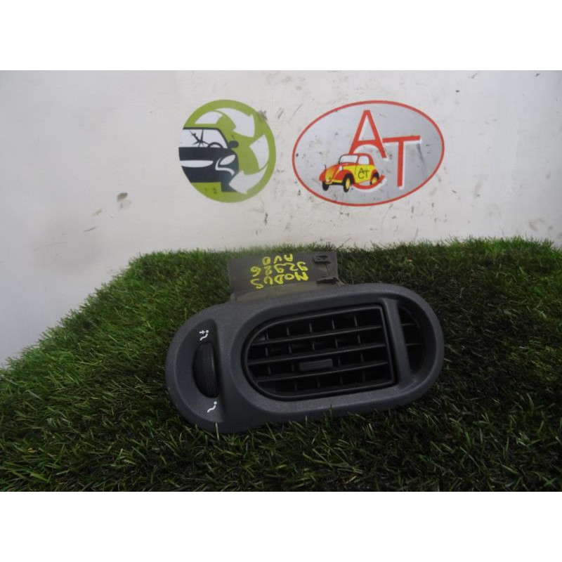 Aerateur tableau de bord avant droit RENAULT MODUS PHASE 1 d’occasion