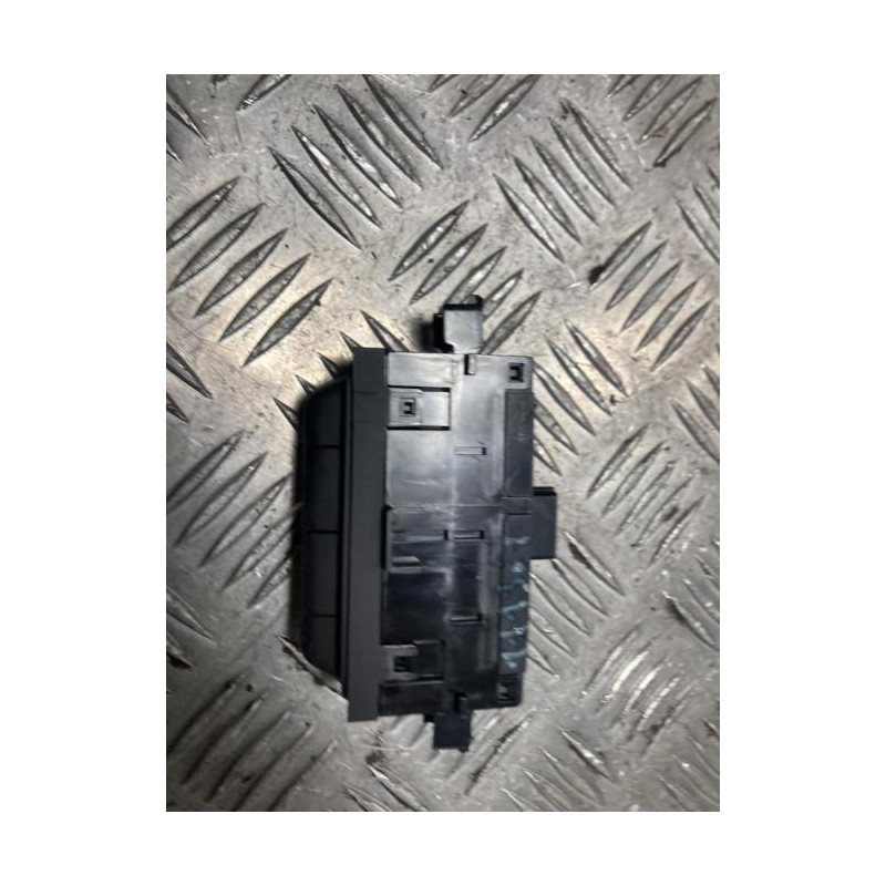 Bouton/Interrupteur NISSAN PRIMASTAR 2 d’occasion