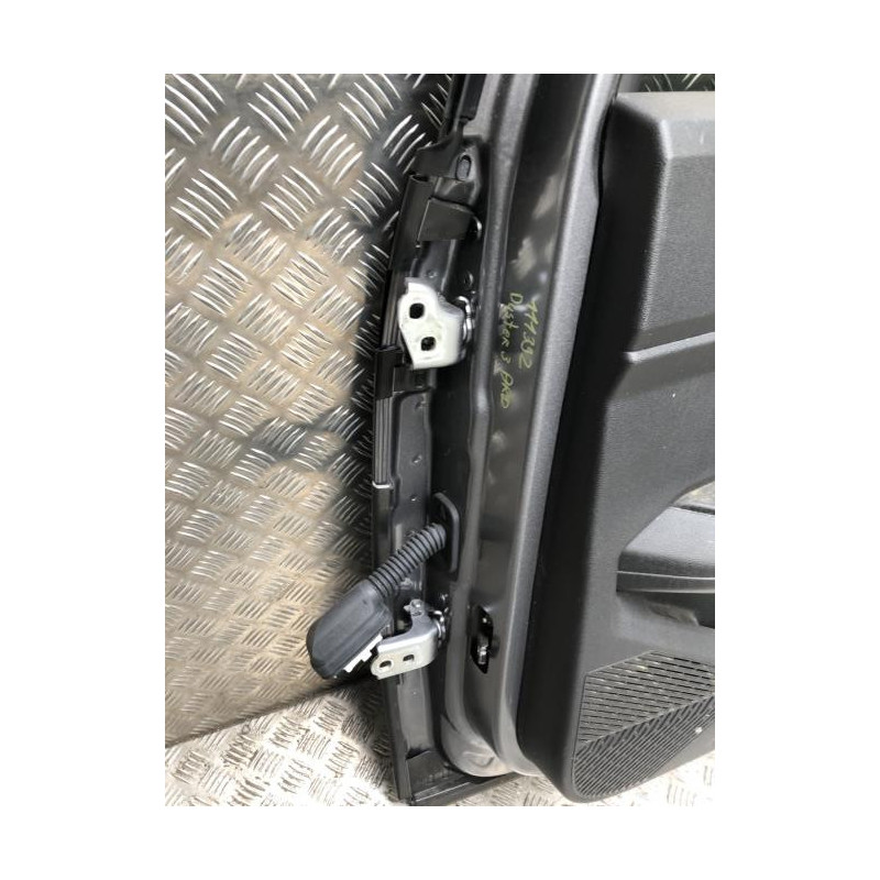 Porte arriere droit DACIA DUSTER 3 d’occasion