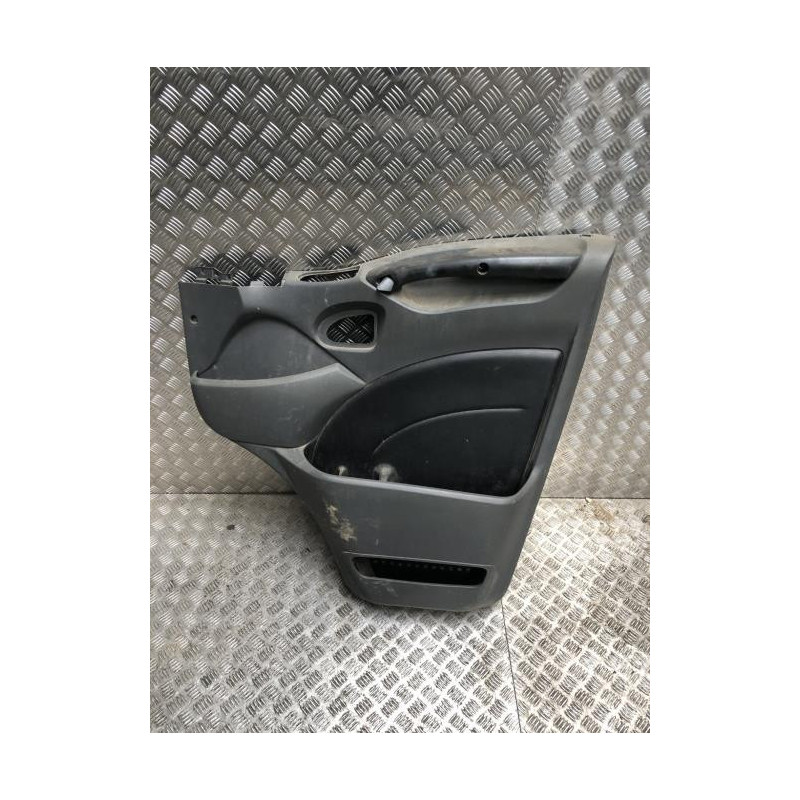 Panneau de porte avant droit IVECO  d’occasion
