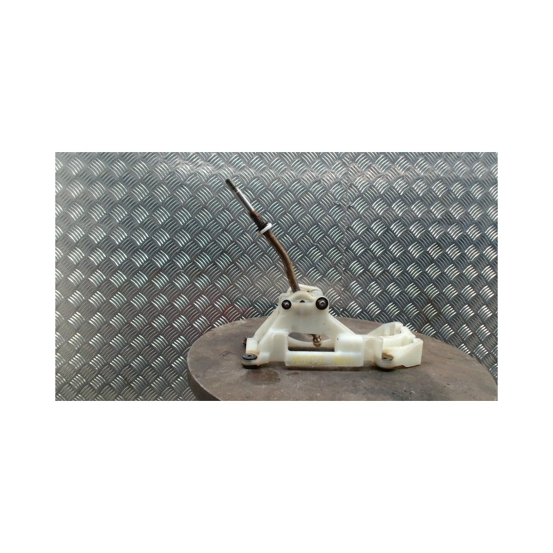 Levier de vitesses TOYOTA RAV4 2 PHASE 2 d’occasion