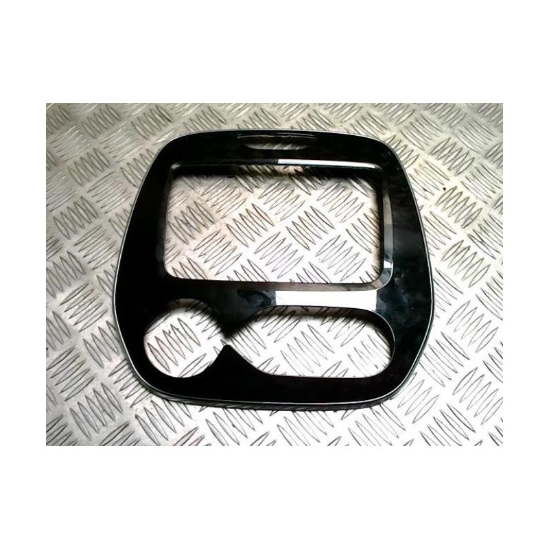 Facade autoradio RENAULT CAPTUR 1 PHASE 2 d’occasion