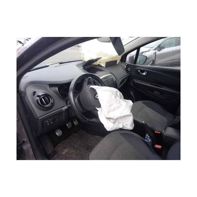 Poignee interieur arriere droit RENAULT CAPTUR 1 PHASE 2 d’occasion