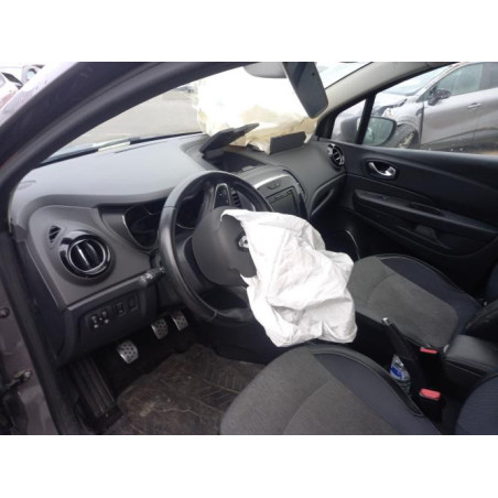 Poignee interieur arriere droit RENAULT CAPTUR 1 PHASE 2 d’occasion