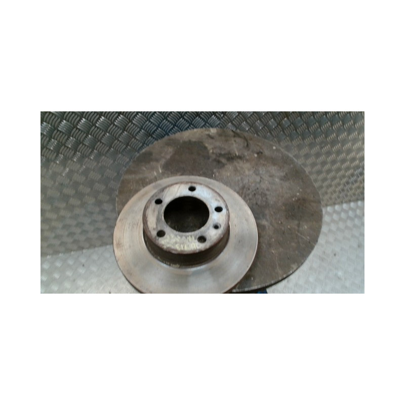 Disque avant gauche (freinage) RENAULT MASTER 2 PHASE 2 d’occasion