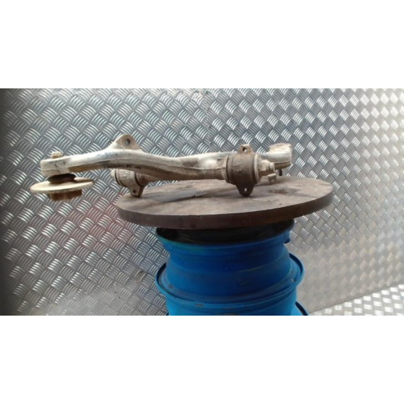Triangle inferieur avant gauche RENAULT MASTER 2 PHASE 2 d’occasion