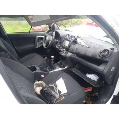 Moyeu arriere droit TOYOTA RAV4 3 PHASE 3 d’occasion