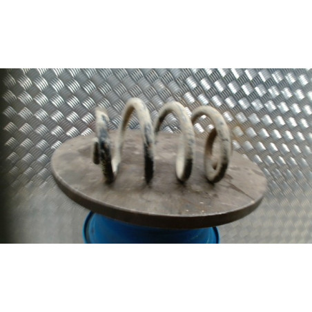 Ressort de suspension avant gauche RENAULT MASTER 2 PHASE 2 d’occasion