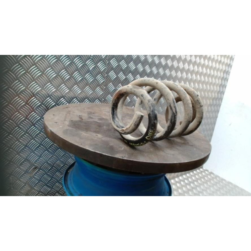 Ressort de suspension avant gauche RENAULT MASTER 2 PHASE 2 d’occasion