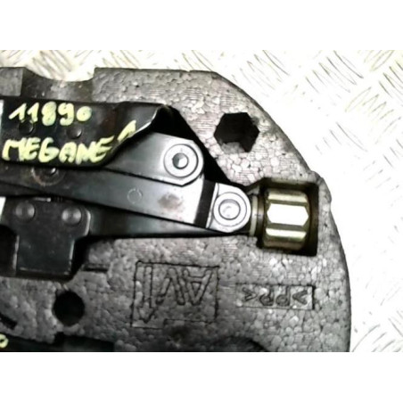 Cric (Ensemble depannage) RENAULT MEGANE 1 PHASE 1 d’occasion