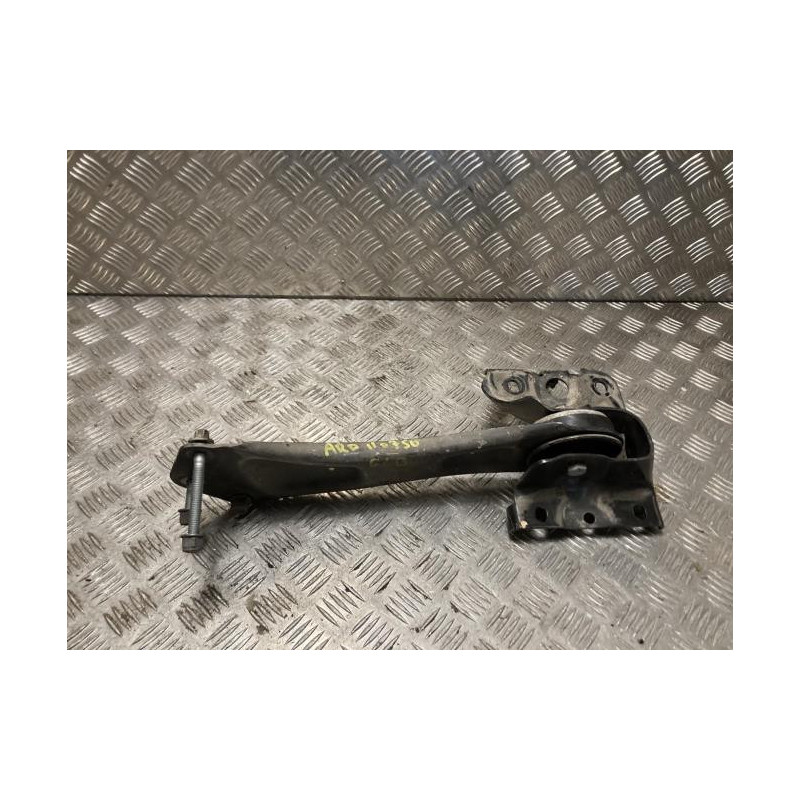 Bras de suspension arriere droit MERCEDES CLASSE GLB 247 d’occasion