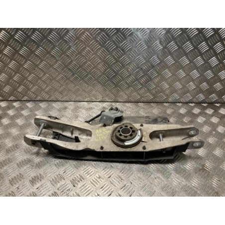 Triangle superieur avant droit MERCEDES CLASSE GLB 247 d’occasion