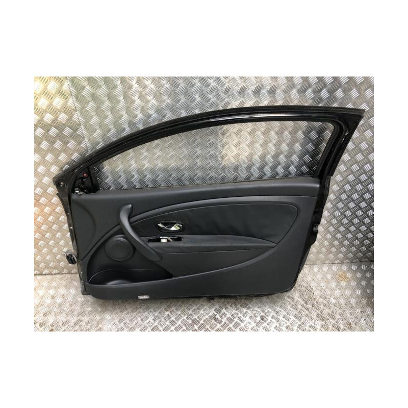 Porte avant droit RENAULT MEGANE 3 PHASE 1 COUPE d’occasion