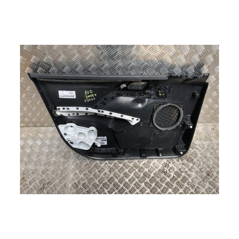 Panneau de porte avant droit PEUGEOT 2008 1 PHASE 2 d’occasion