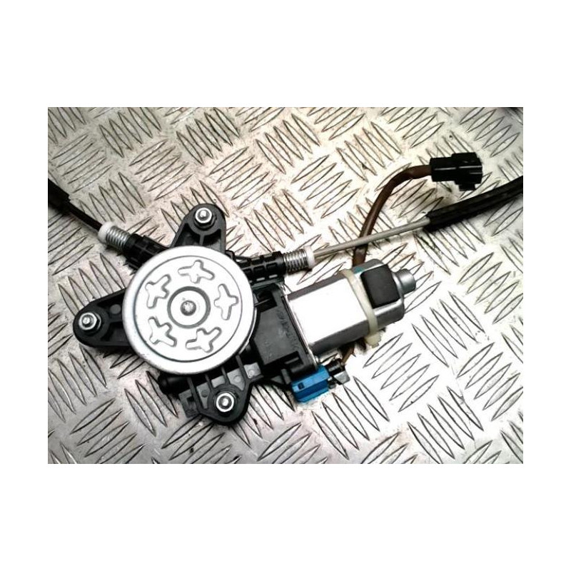 Leve vitre electrique avant droit CHEVROLET SPARK PHASE 1 d’occasion