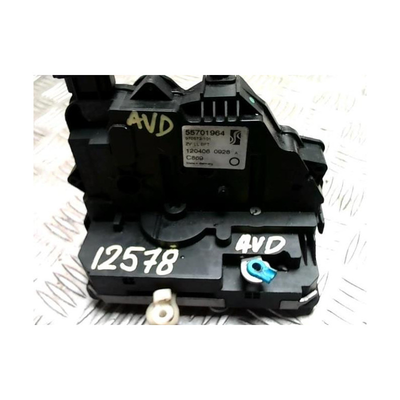 Serrure avant droit FIAT GRANDE PUNTO d’occasion