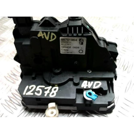 Serrure avant droit FIAT GRANDE PUNTO d’occasion