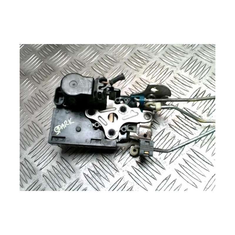 Serrure avant droit CHEVROLET SPARK PHASE 1 d’occasion
