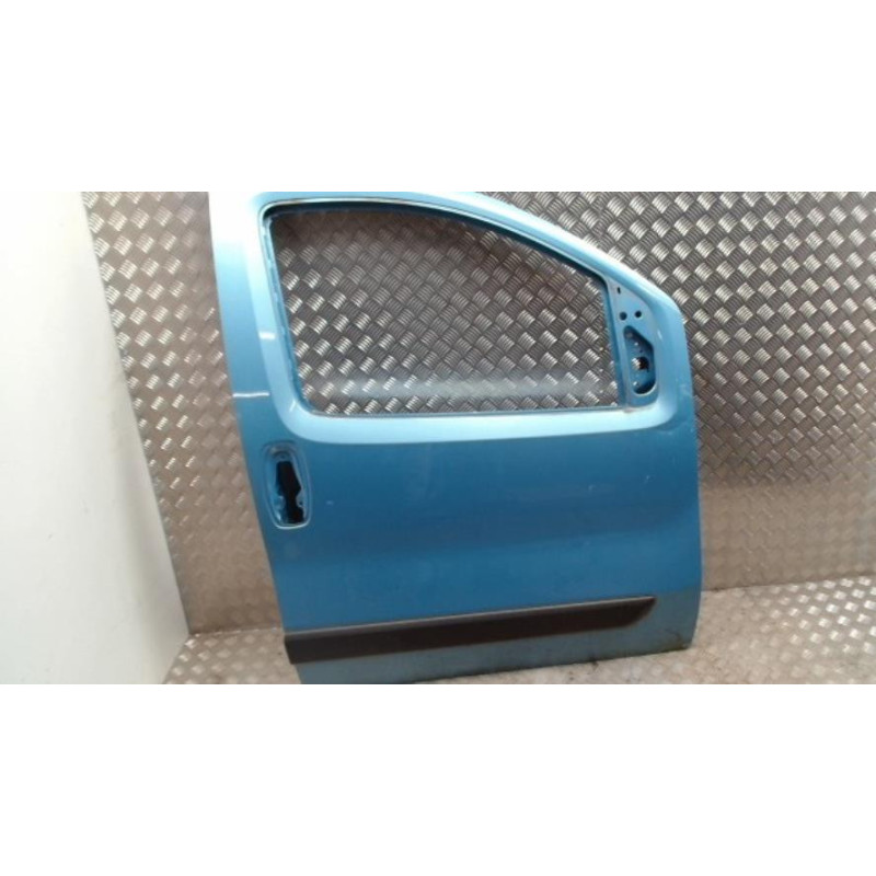 Porte avant droit CITROEN NEMO d’occasion