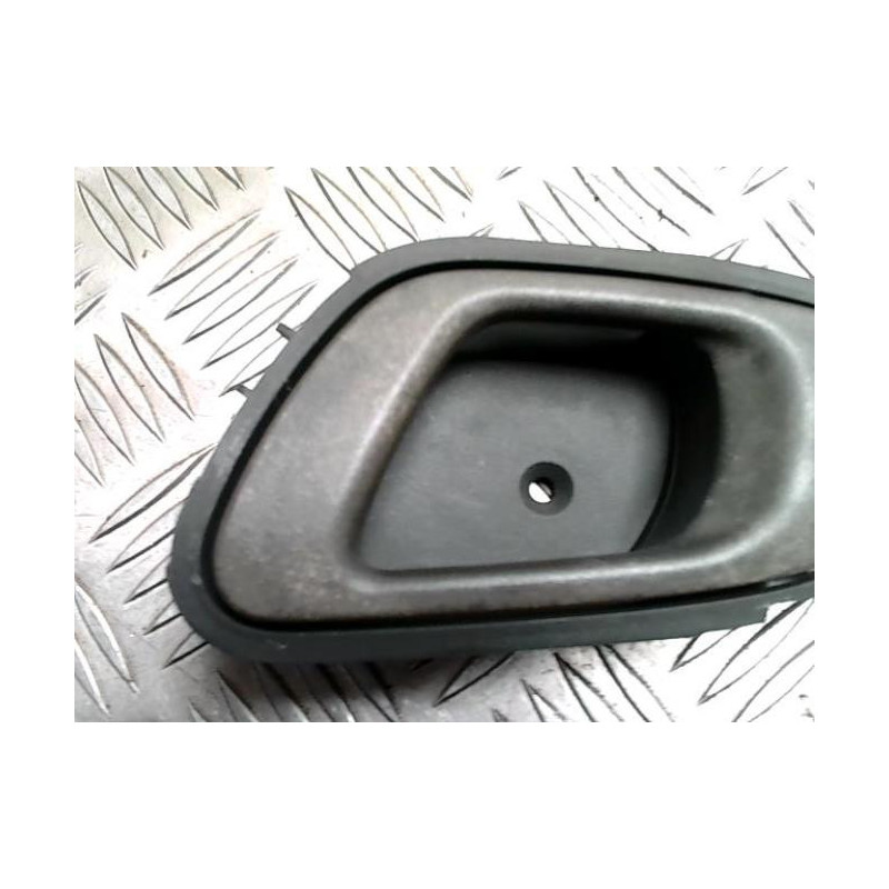 Poignee interieur avant gauche CHEVROLET SPARK PHASE 1 d’occasion