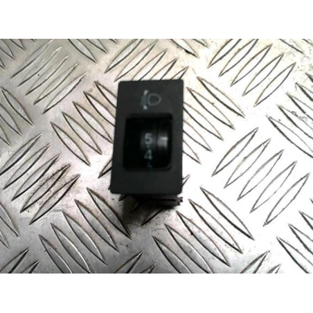 Commande de reglage hauteur de phare TOYOTA RAV4 2 PHASE 2 d’occasion