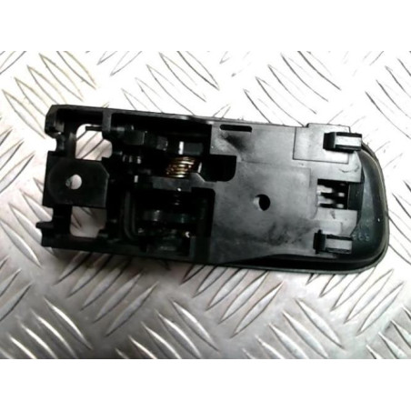 Poignee porte arriere gauche TOYOTA RAV4 2 PHASE 2 d’occasion