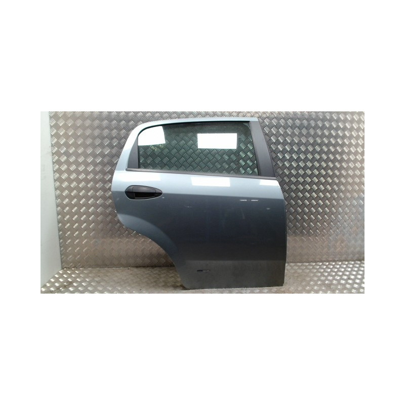 Porte arriere droit FIAT GRANDE PUNTO d’occasion