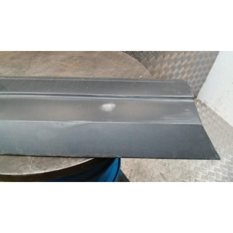 Baguette de porte avant droite VOLKSWAGEN TIGUAN 1 PHASE 1 d’occasion