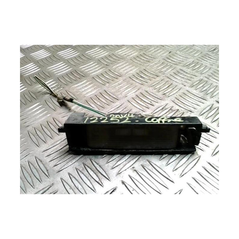 Eclairage de plaque TOYOTA RAV4 2 PHASE 2 d’occasion