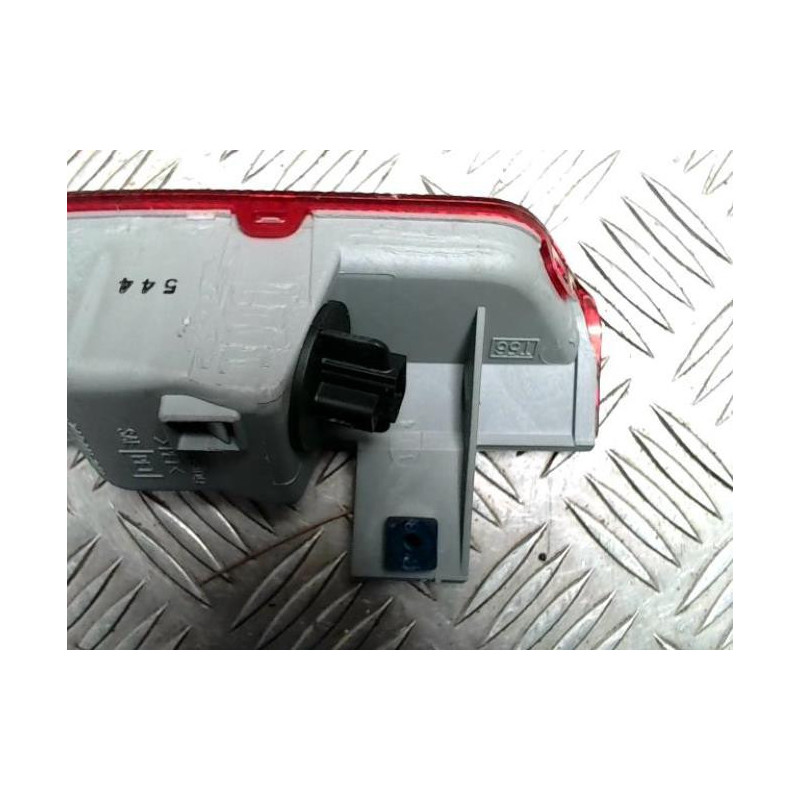 Feu arriere stop central TOYOTA RAV4 2 PHASE 2 d’occasion