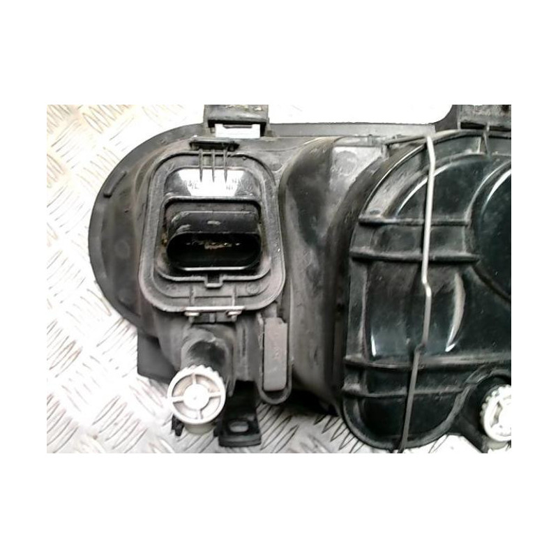 Optique avant principal gauche (feux)(phare) VOLKSWAGEN GOLF 4 d’occasion